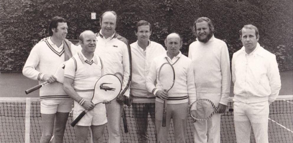 Die 1. Herren 1976 – v. l.: Hans Buschhausen, Peter Schneider, Dr. Helmut Greulich, Dr. Wolfgang Dost, Otto Baumann, Günther Greulich, Franz Brunner